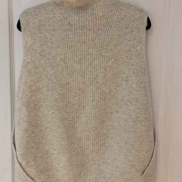Banana Republic Wool Sweater Vest - Picture 2 of 6